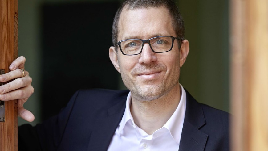 Portraitfoto von Patrick Honecker